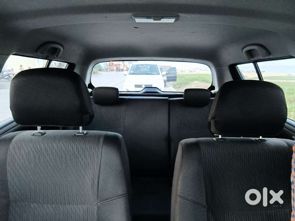 Maruti Suzuki Swift Vxi, 2015, Petrol