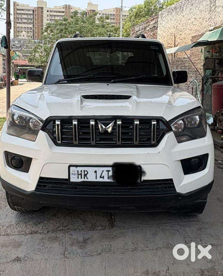 Mahindra Scorpio S5 Converted Into S11