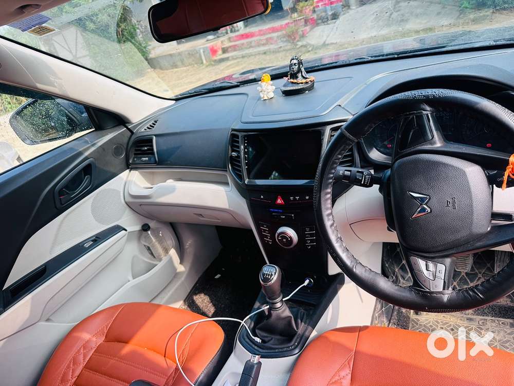 Mahindra Xuv300 Petrol 2024