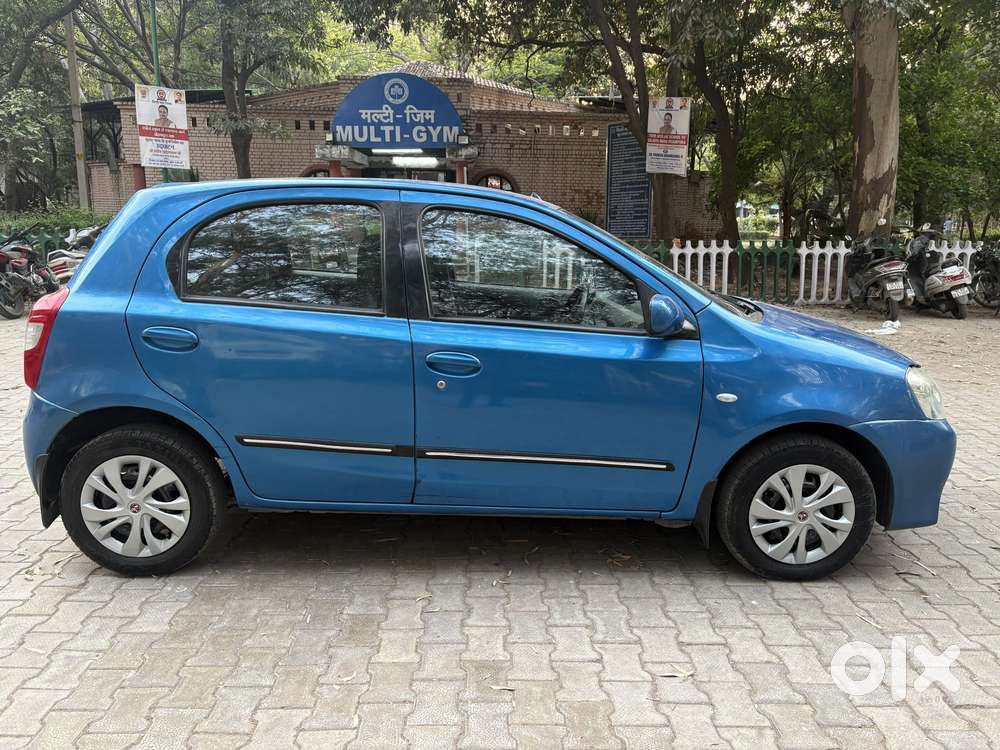 Toyota Etios Liva 2011-2012 G, 2011, Petrol