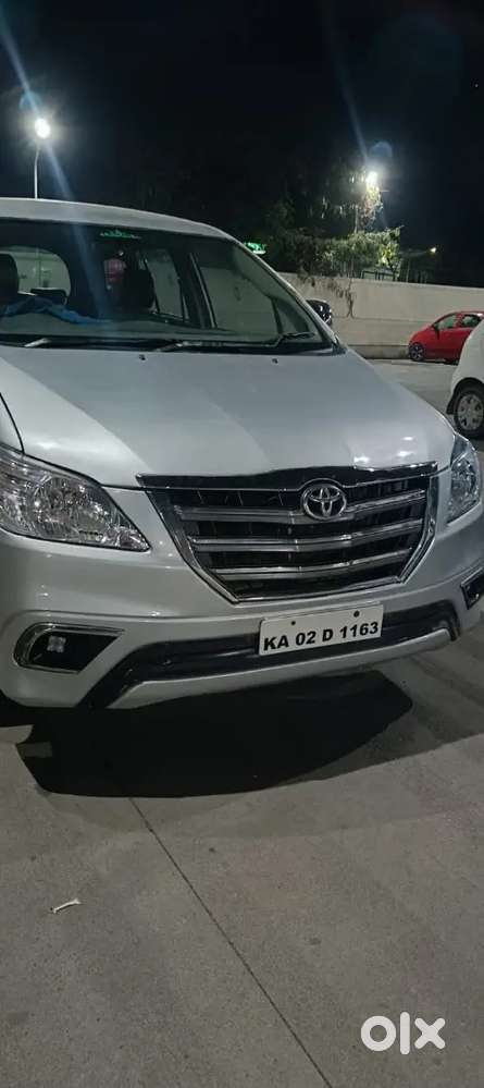 Toyota Innova 2006 Diesel 150000 Km Driven