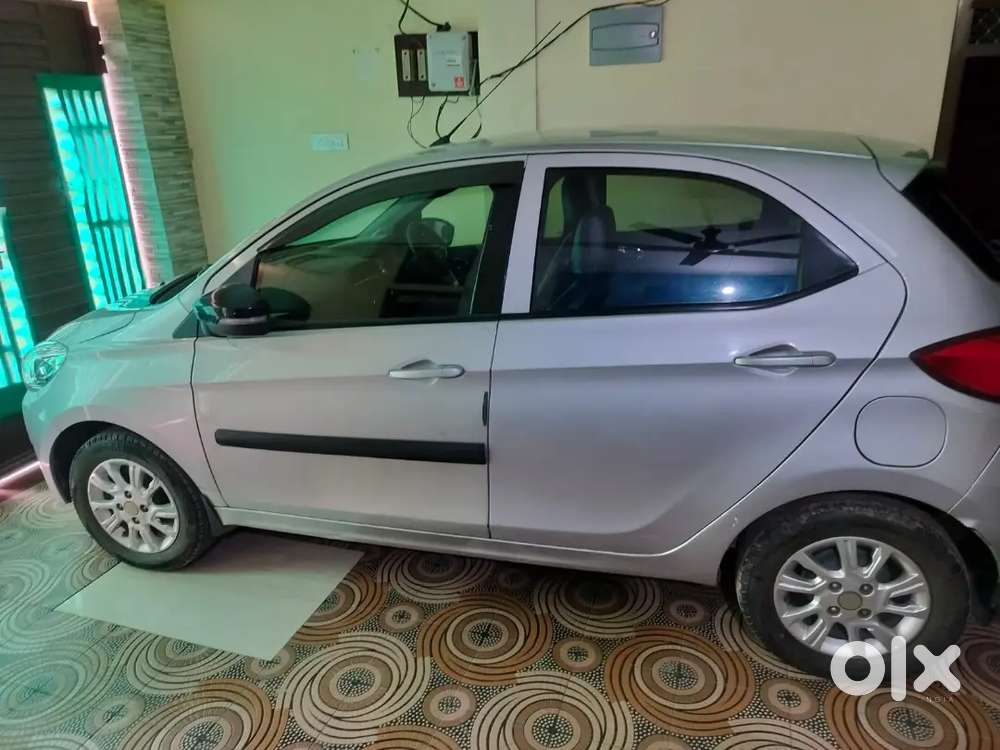 Tata Tiago 2017 Petrol 128200 Km Driven