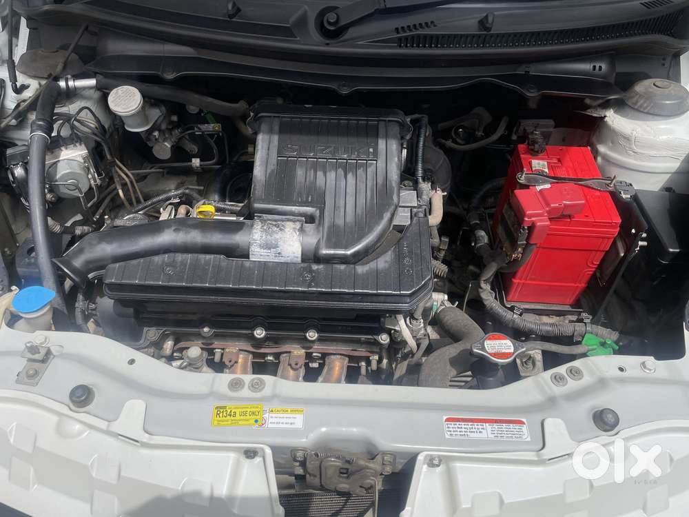 Maruti Suzuki Swift Vxi Optional, 2017, Petrol