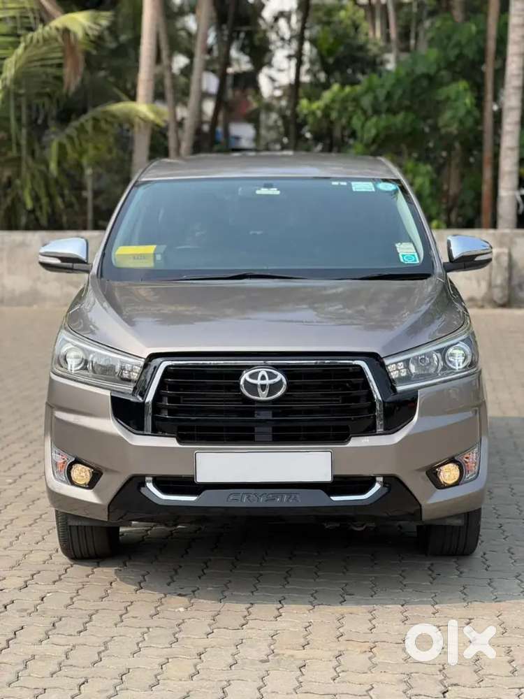 Toyota Innova Crysta 2017 High Quality