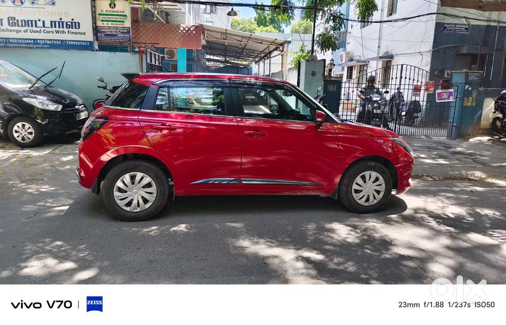 Maruti Suzuki Swift Vxi Optional, 2025, Petrol