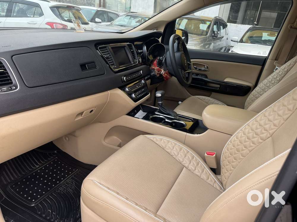 Kia Carnival Limousine Plus 7 Str, 2022, Diesel