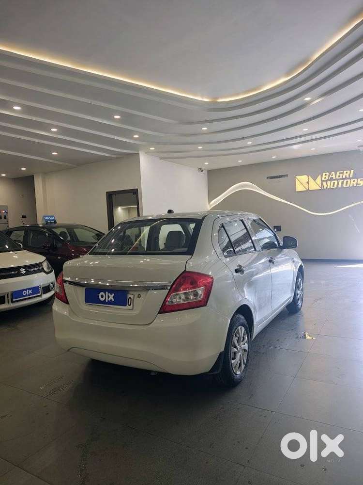 Maruti Suzuki Swift Dzire Lxi Option, 2017, Cng & Hybrids