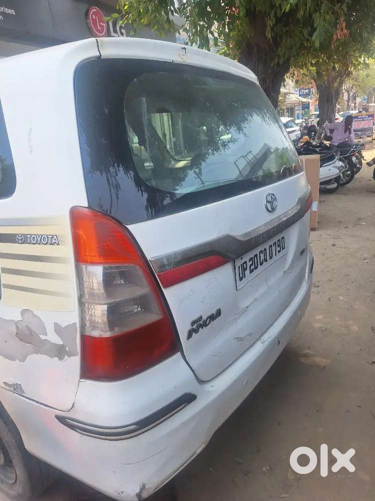 Toyota Innova 2009 Petrol