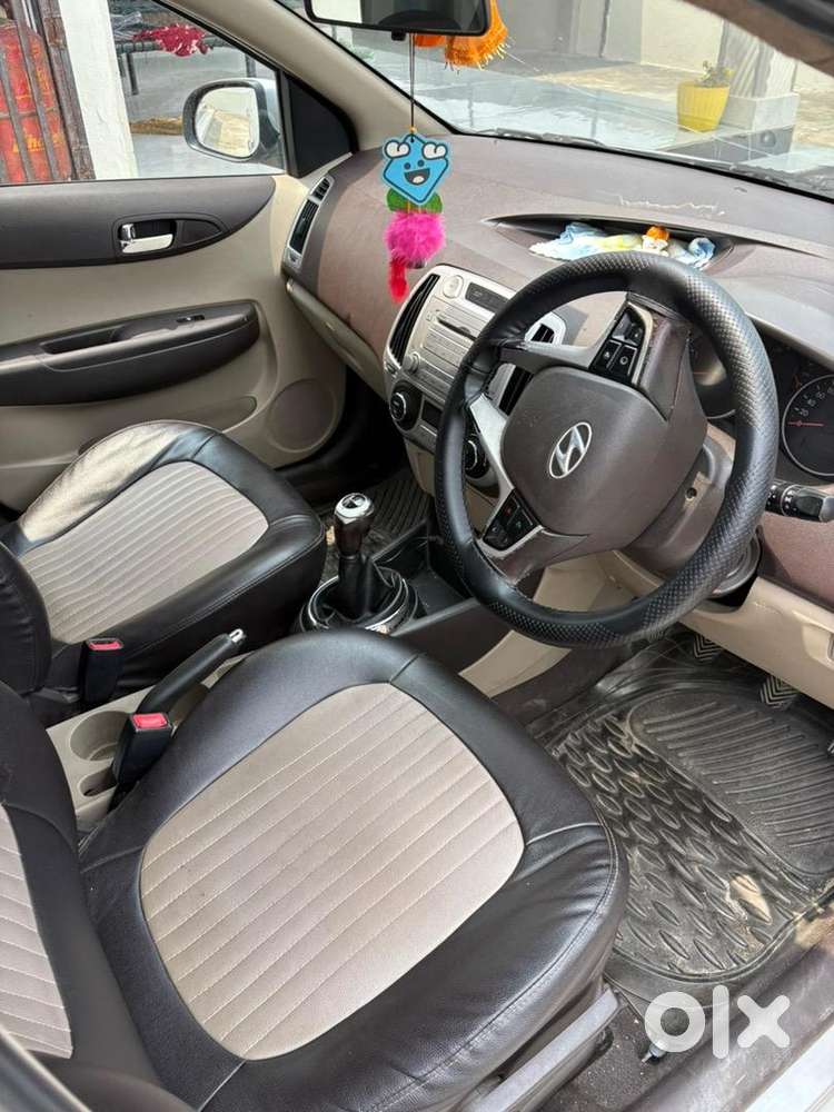 Hyundai I20 Top Model Diesel 2011  Well Maintained