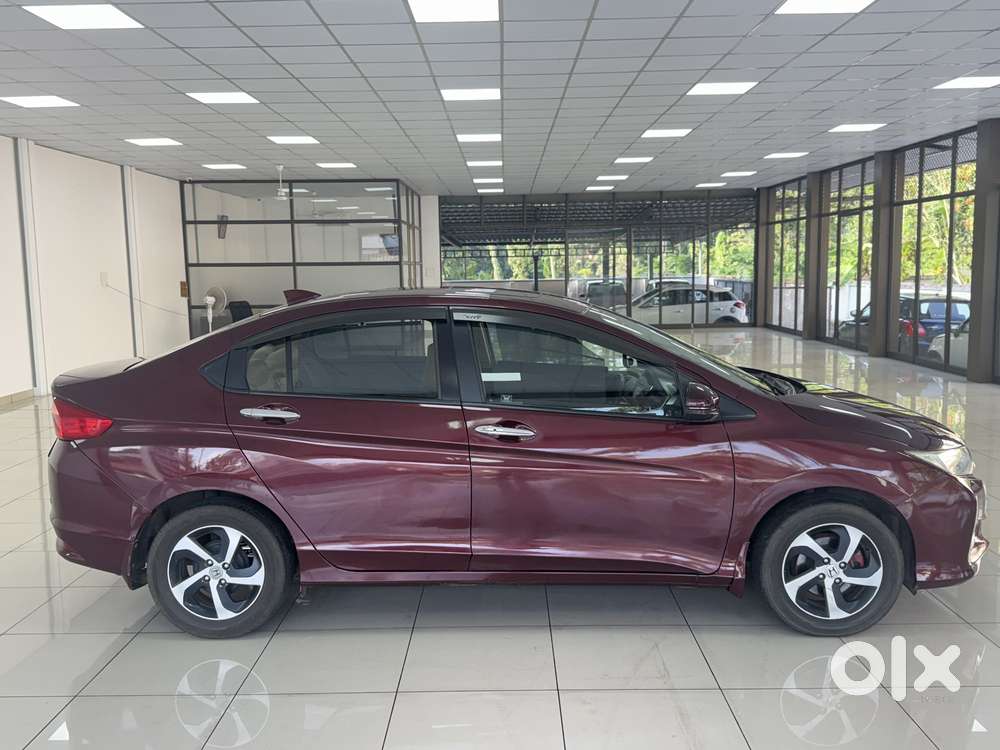 Honda City V At I-vtec, 2015, Petrol
