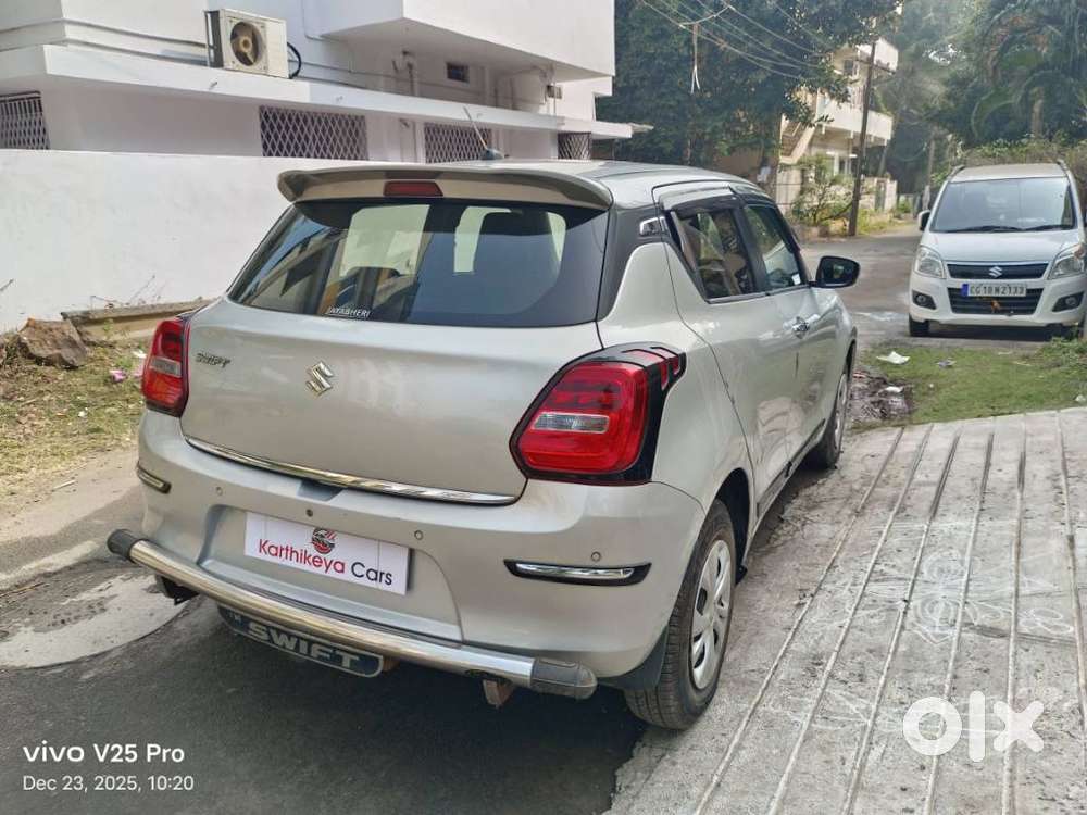 Maruti Suzuki Swift Vxi Abs Bsiv, 2020, Petrol