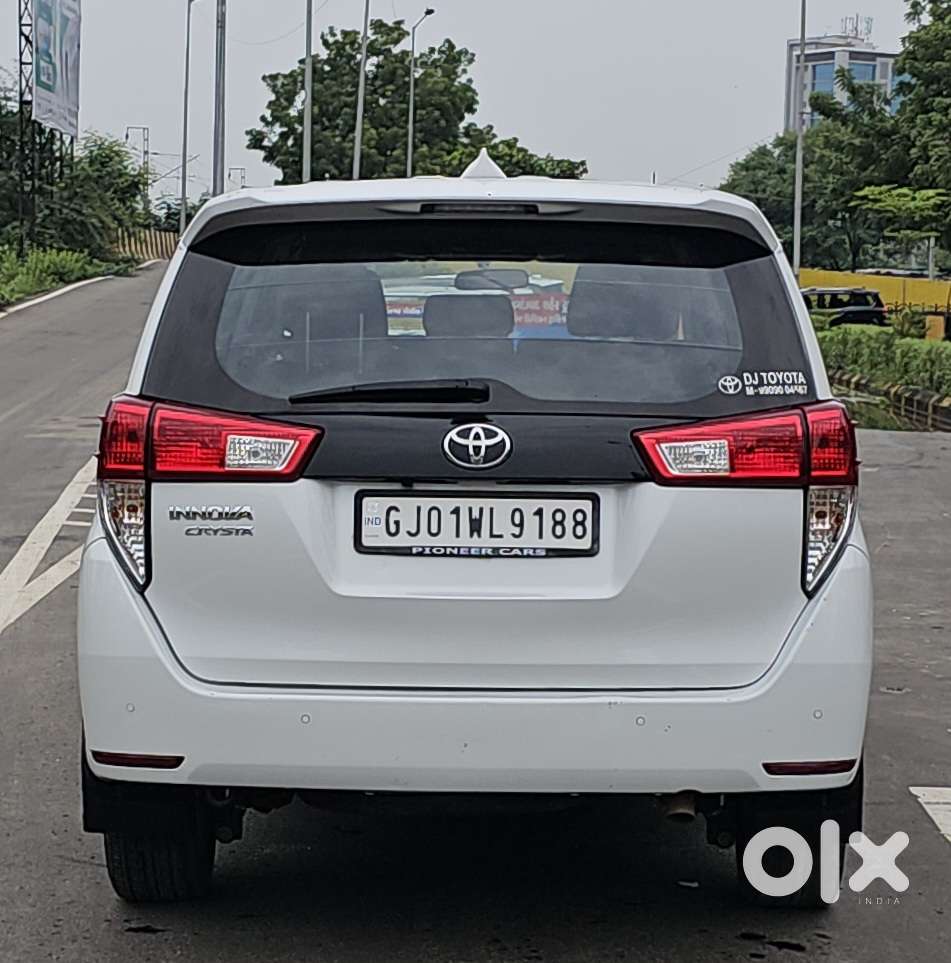 Toyota Innova Crysta 2.4 Gx 8 Str, 2023, Diesel