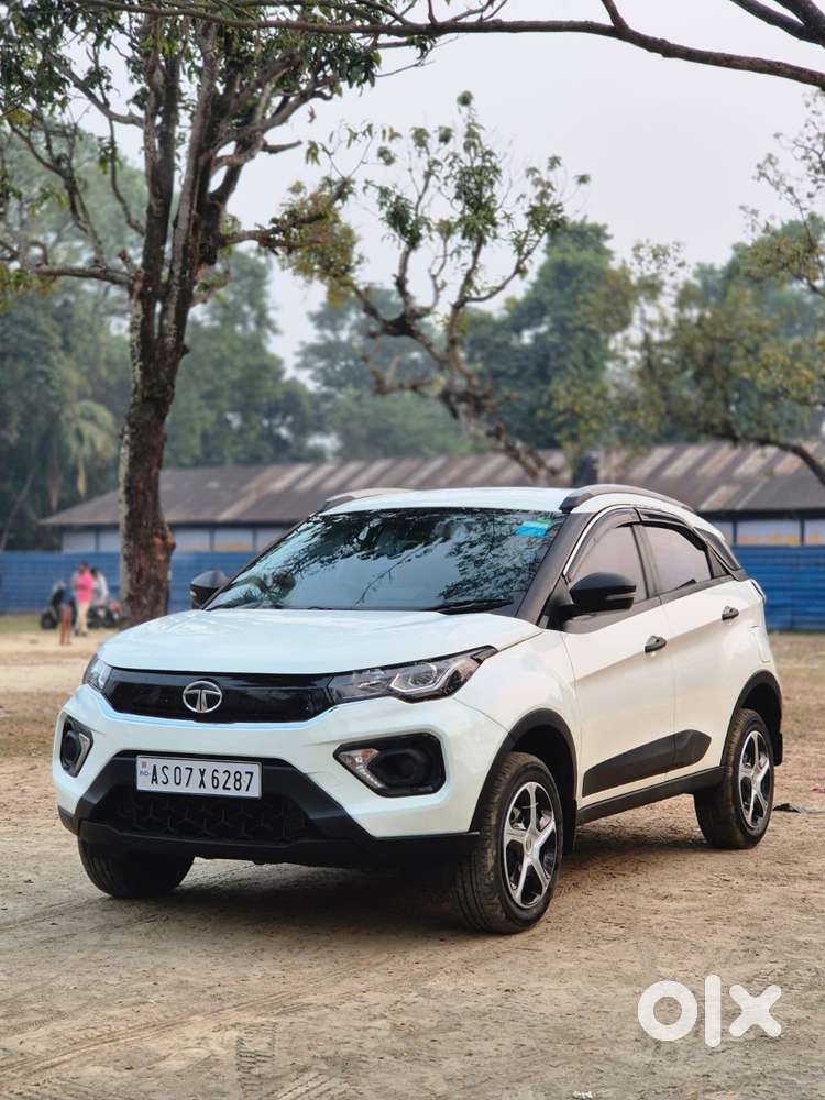 Tata Nexon, 2024, Petrol