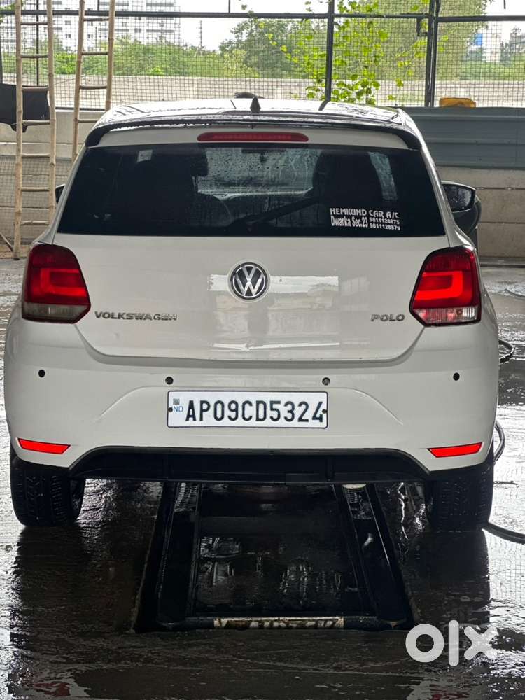 Volkswagen Polo 2011 Year
