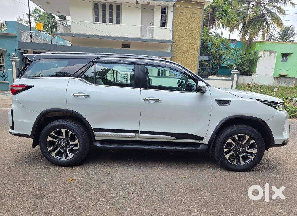 Toyota Fortuner Legender 4x4 At 2.8, 2023, Diesel