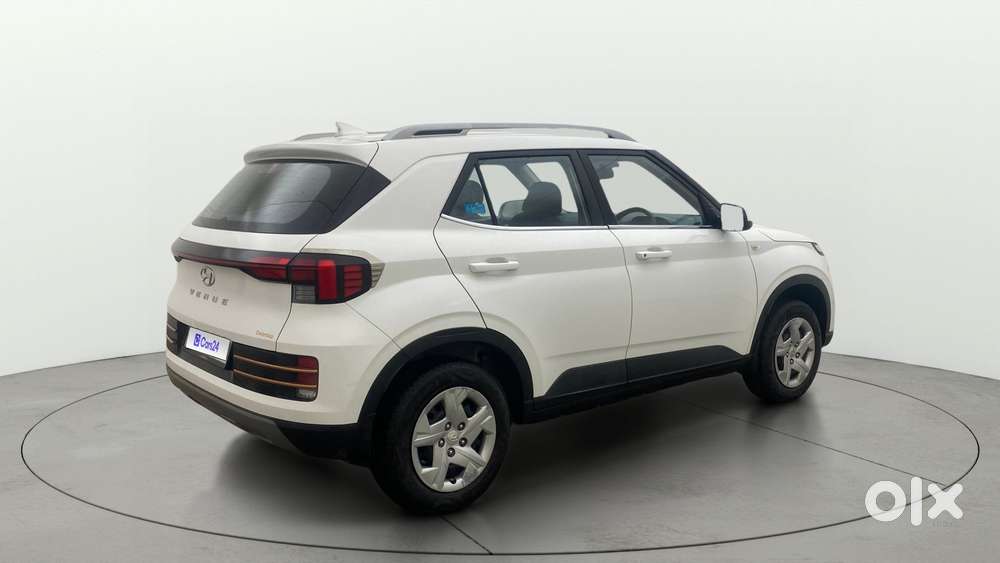 Hyundai Venue S, 2022, Petrol