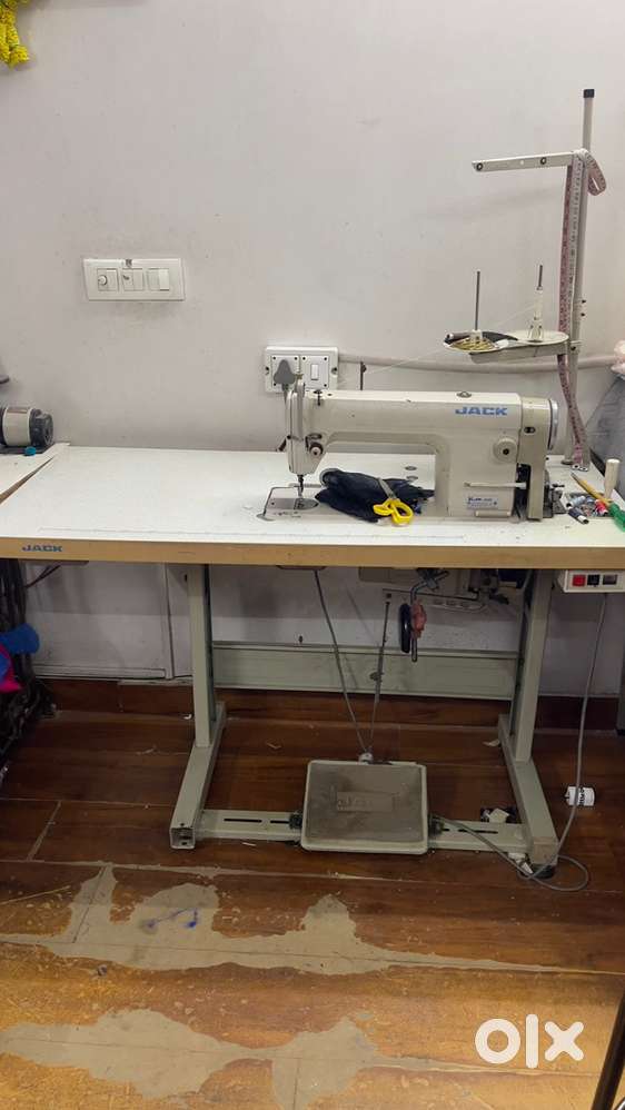 Jack Sewing Machine