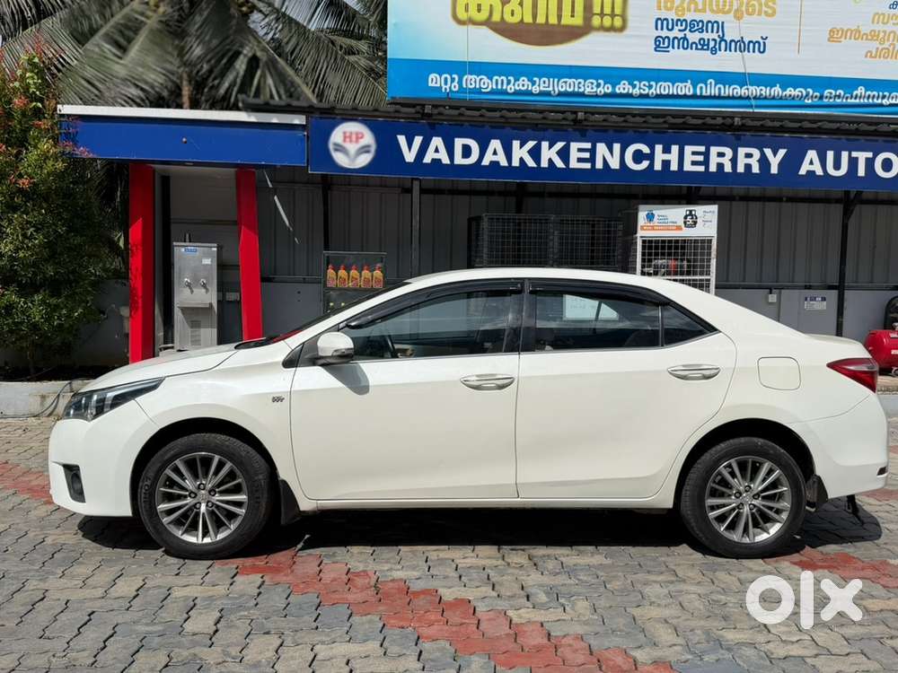 Toyota Corolla Altis 2014