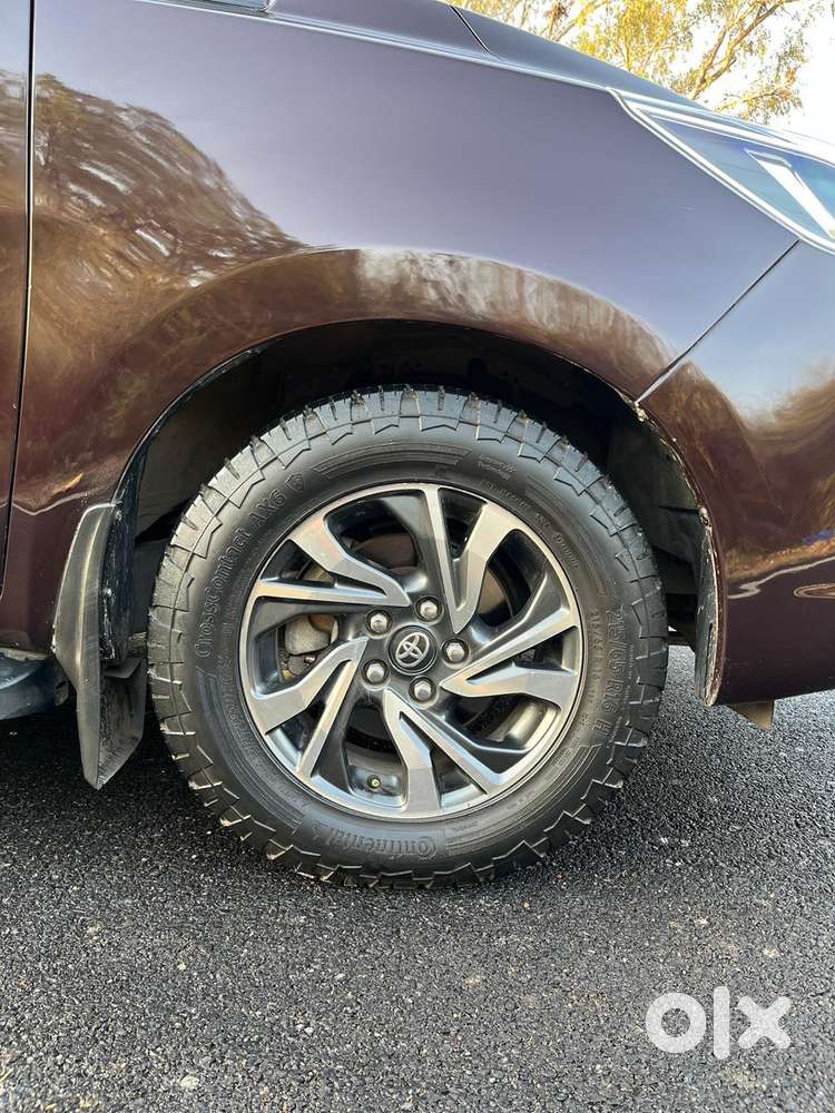 Toyota Innova Crysta 2.8 Gx At 7 Str, 2022, Diesel