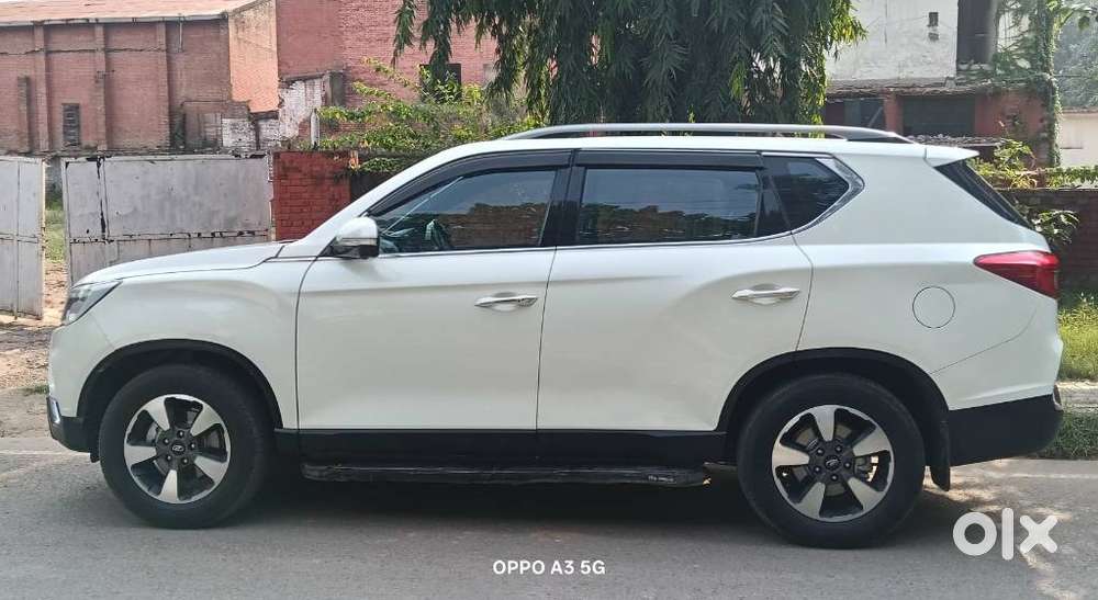 Mahindra Alturas G4 4wd At, 2018, Diesel