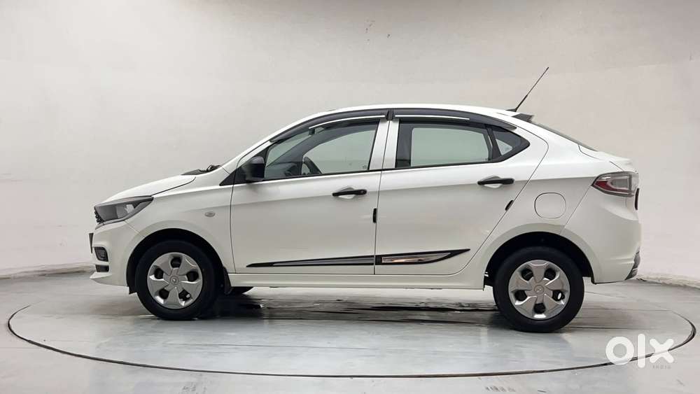 Tata Tigor Xm, 2023, Petrol