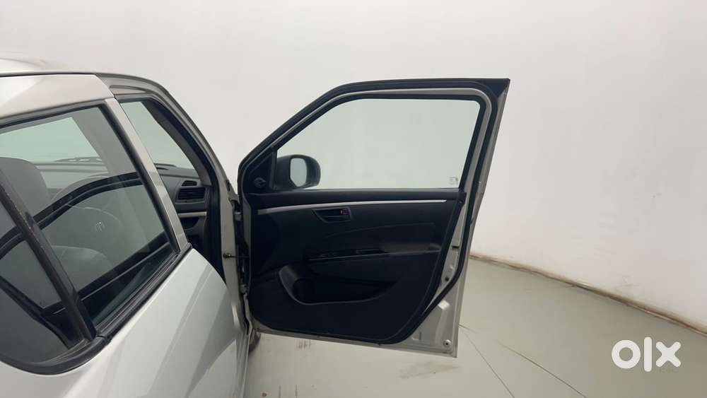 Maruti Suzuki Swift 1.2 Lxi (o), 2016, Petrol