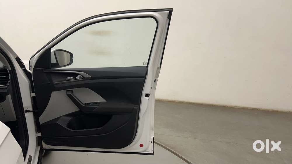 Skoda Kushaq Ambition 1.5l Tsi Mt, 2023, Petrol