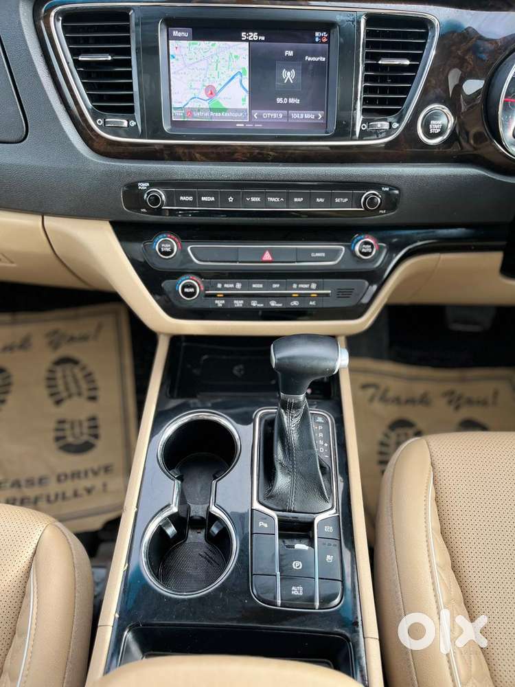 Kia Carnival Limousine Plus 7 Str, 2023, Diesel