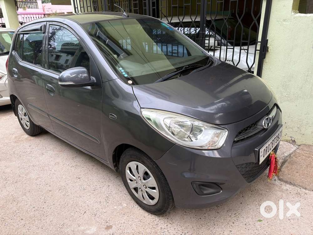 Hyundai I10 Sportz 2011