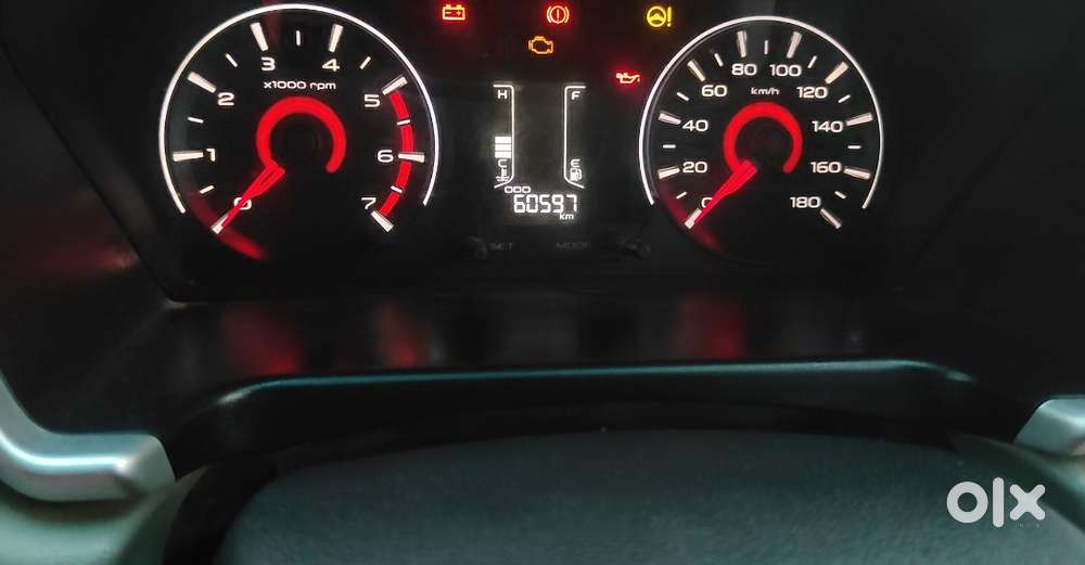 Mahindra Kuv 100 K8 5str, 2017, Diesel