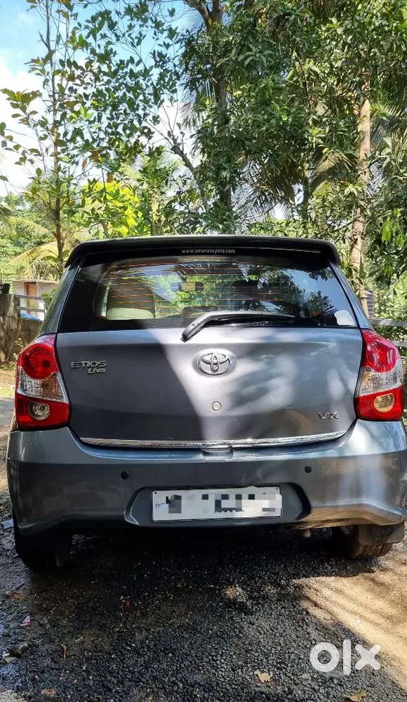 Toyota Etios Liva 2017 Petrol Well Maintained