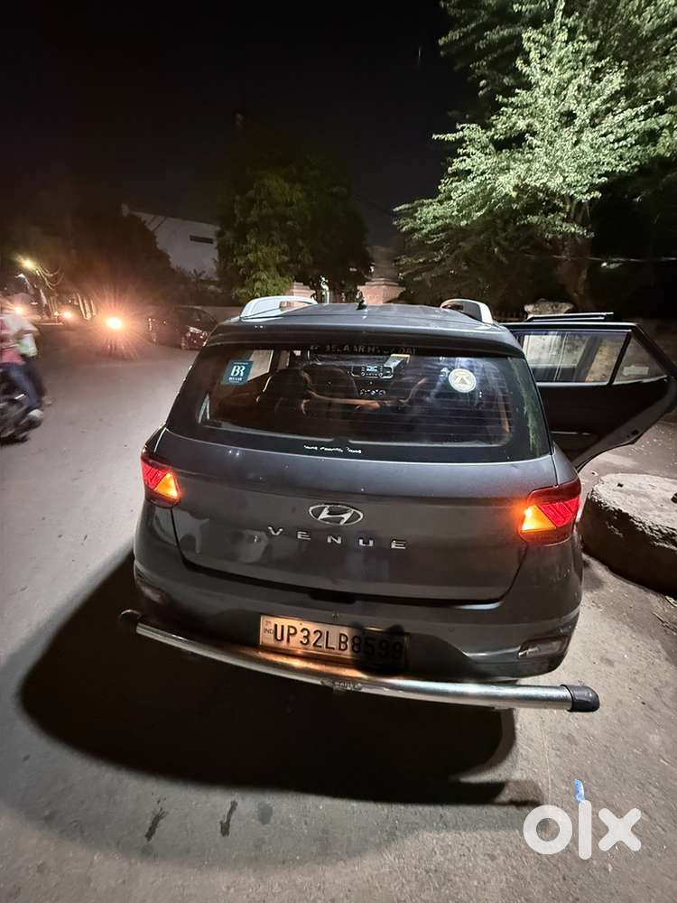 Hyundai Venue Petrol 2019