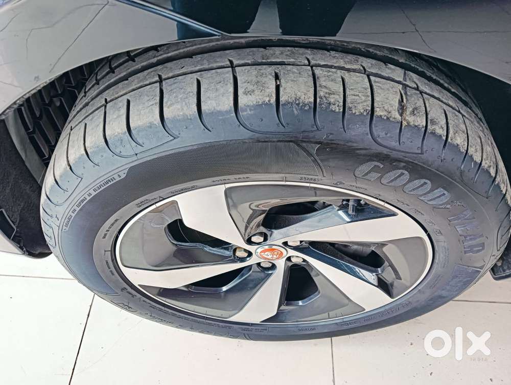 Jaguar F-pace 2.0 R Dynamic S, 2023, Petrol