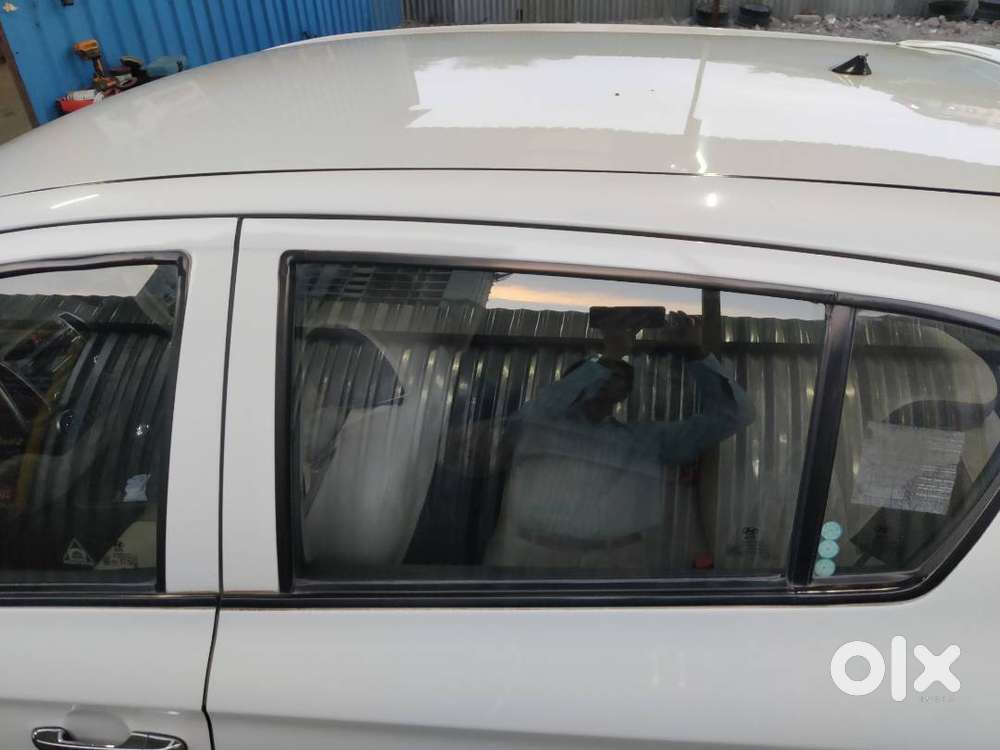 Car Is Excellent Looking, Excellent  Feature.excellent Functioning