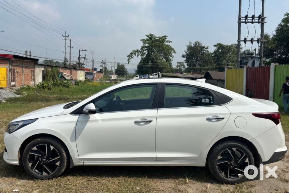 Hyundai Verna 1.5 Mpi Mt Sx (o), 2022, Petrol
