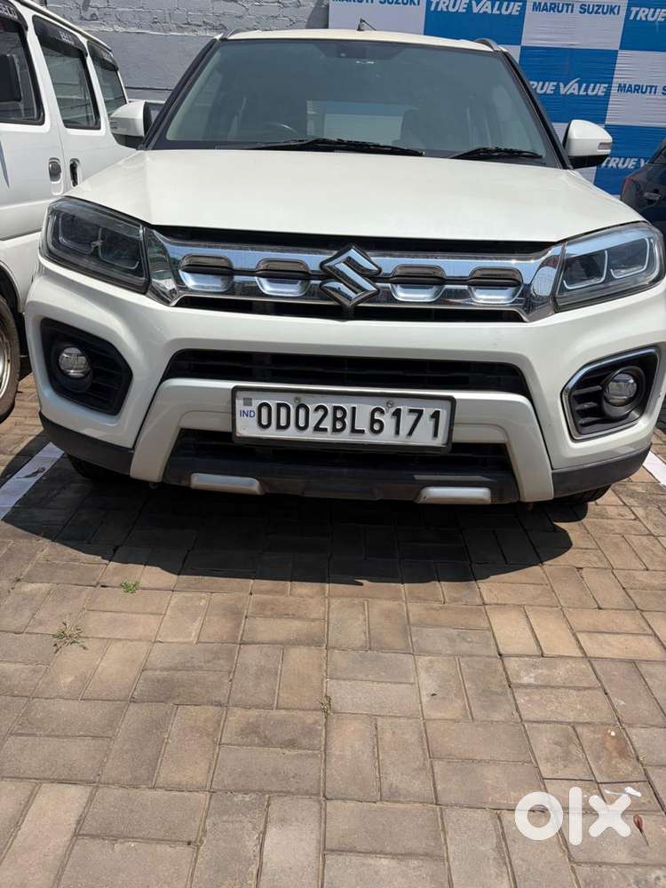 Maruti Suzuki Brezza 1.5 Zxi Plus At Smart Hybrid, 2020, Petrol