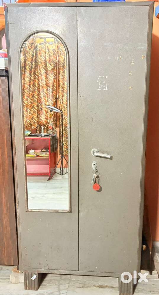 Godrej alamari for sell