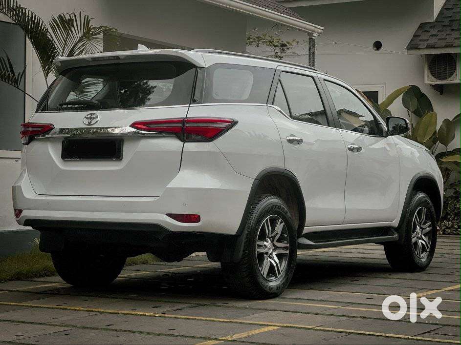 Toyota Fortuner 4x2 At 2.8 Diesel, 2023, Diesel