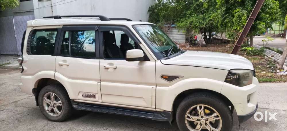 Mahindra Scorpio S10, 2016, Diesel