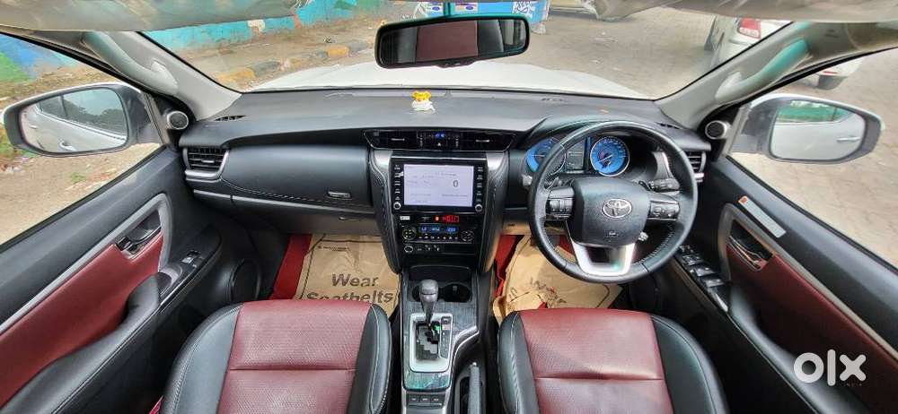 Toyota Fortuner Leader Edition (at), 2025, Diesel