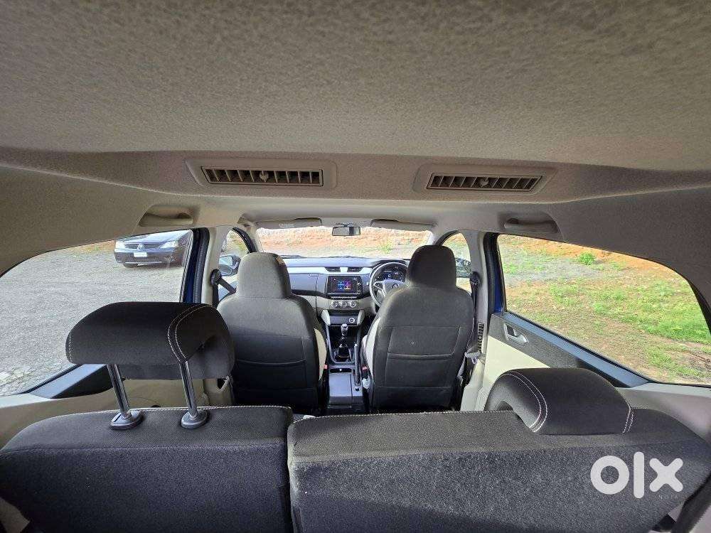 Renault Triber Rxz, 2021, Petrol