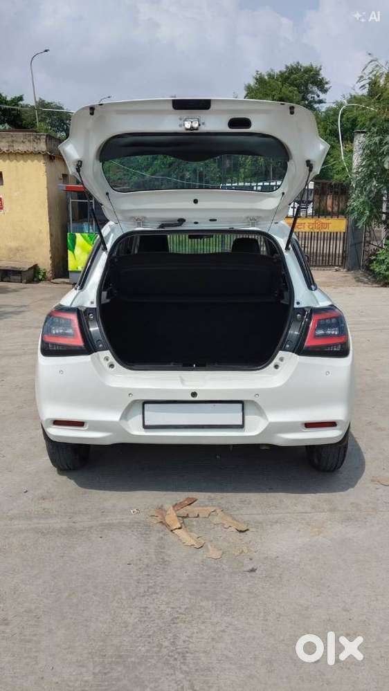 Maruti Suzuki Swift Vxi Optional, 2024, Petrol
