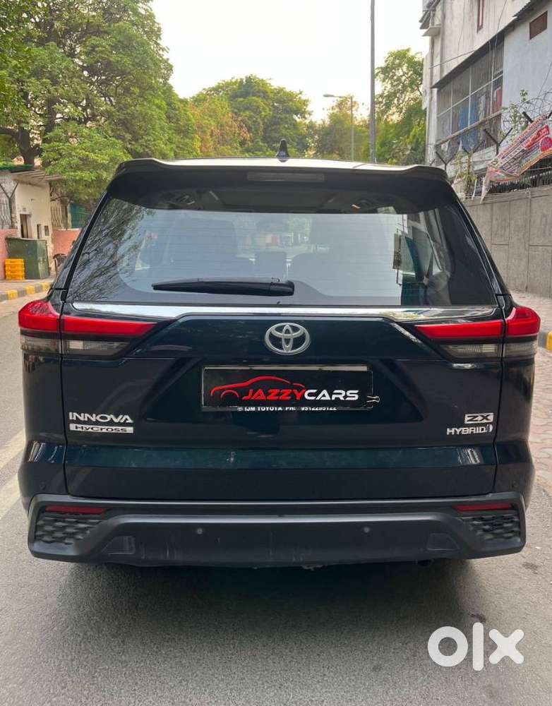 Toyota Innova Hycross 2.0 Zx (o) Hybrid 7 Str, 2024, Petrol