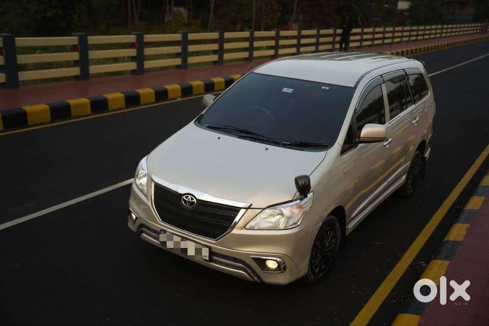 Toyota Innova 2016 Diesel Well Maintained