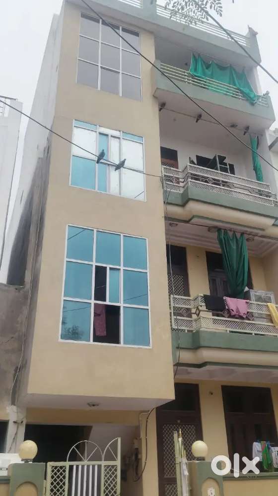 Furnished portion for girls