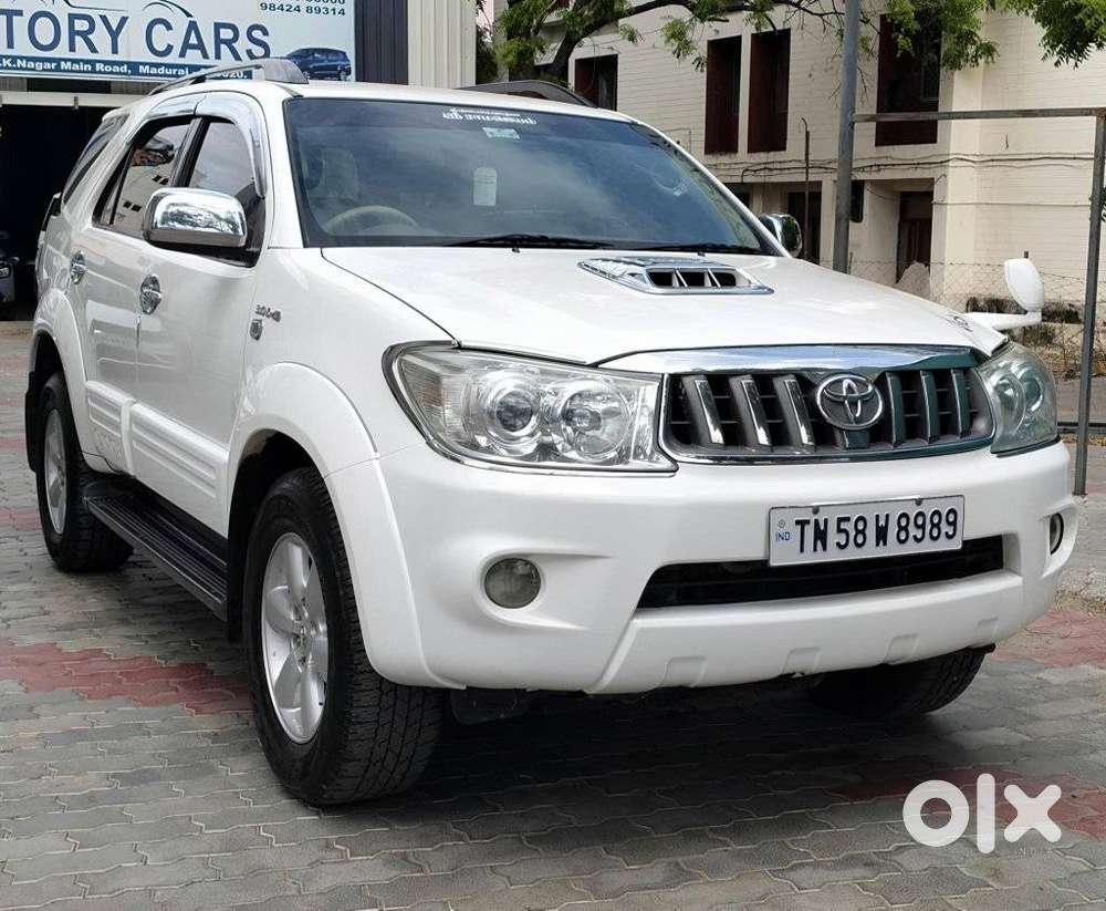 Toyota Fortuner 3.0 4x4 Manual, 2010, Diesel