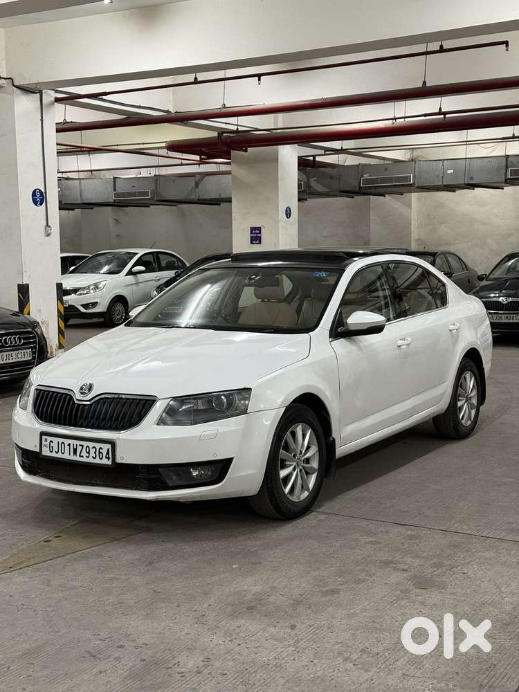 Skoda Octavia [2014-2017] 2.0 Style Tdi At, 2015, Diesel