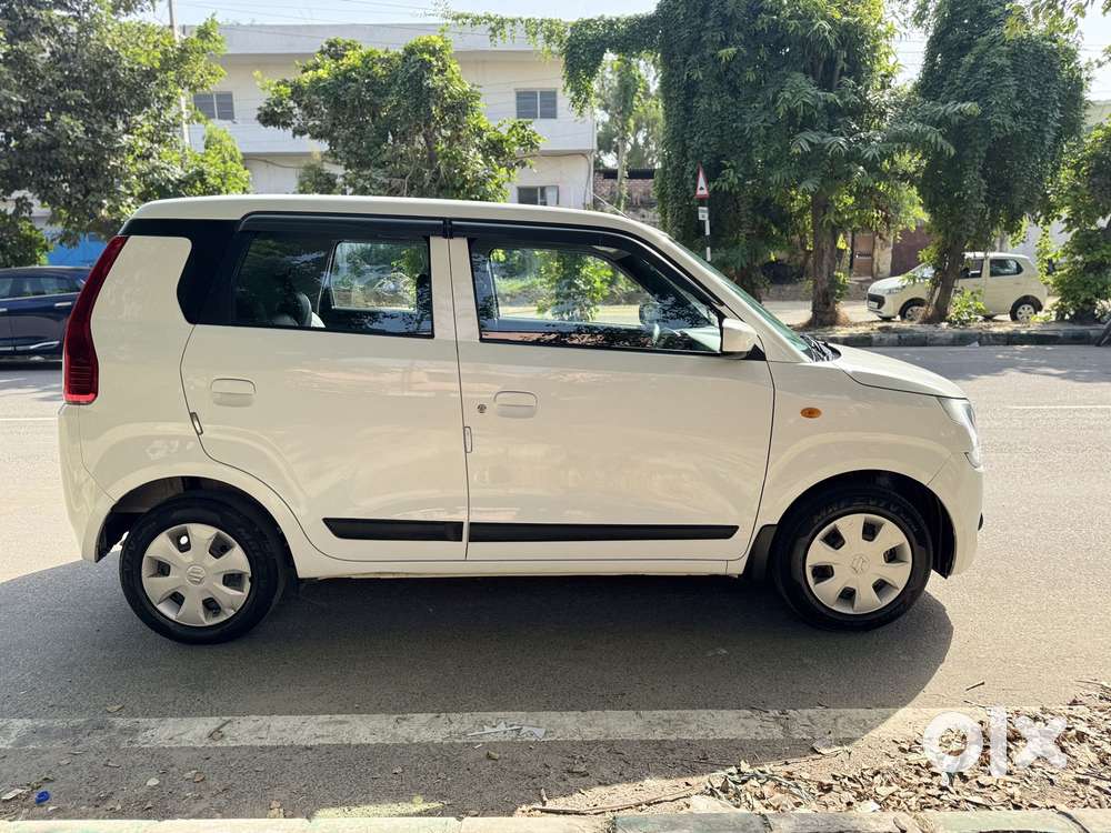Maruti Suzuki Wagon R Vxi 1.0 Cng, 2022, Cng & Hybrids