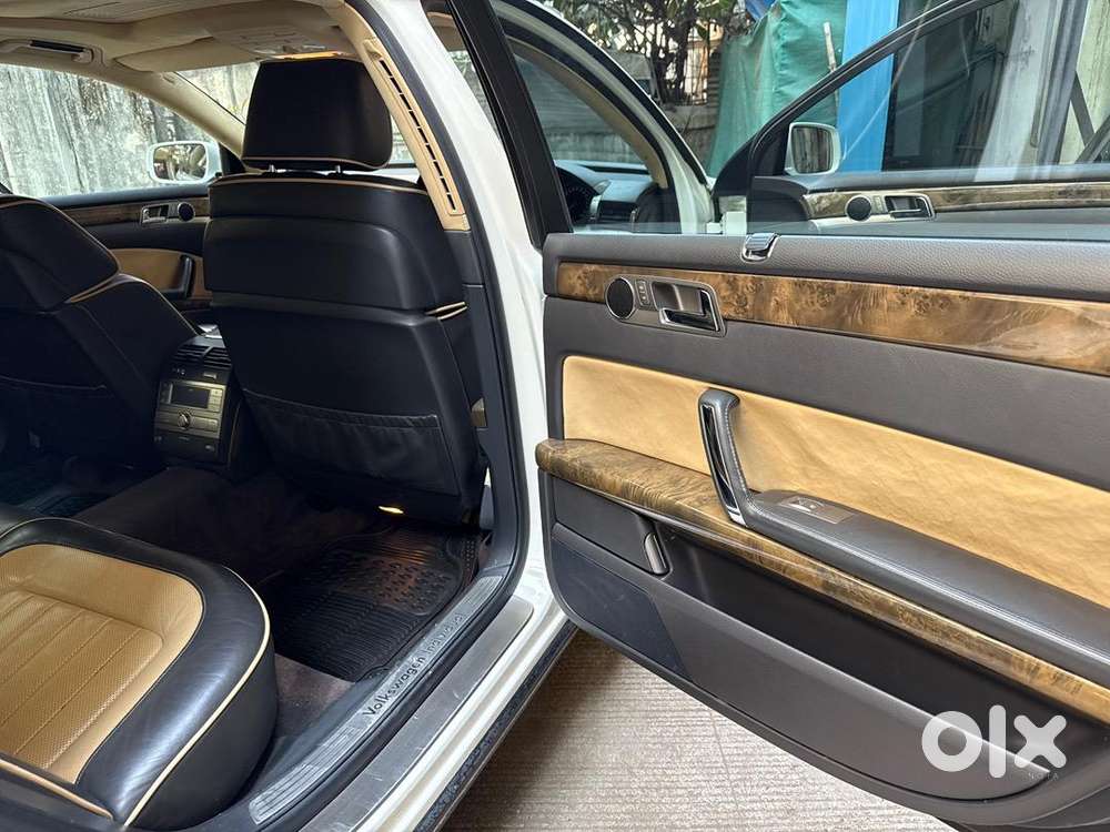 Volkswagen Phaeton 2010 Petrol 33500 Km Driven