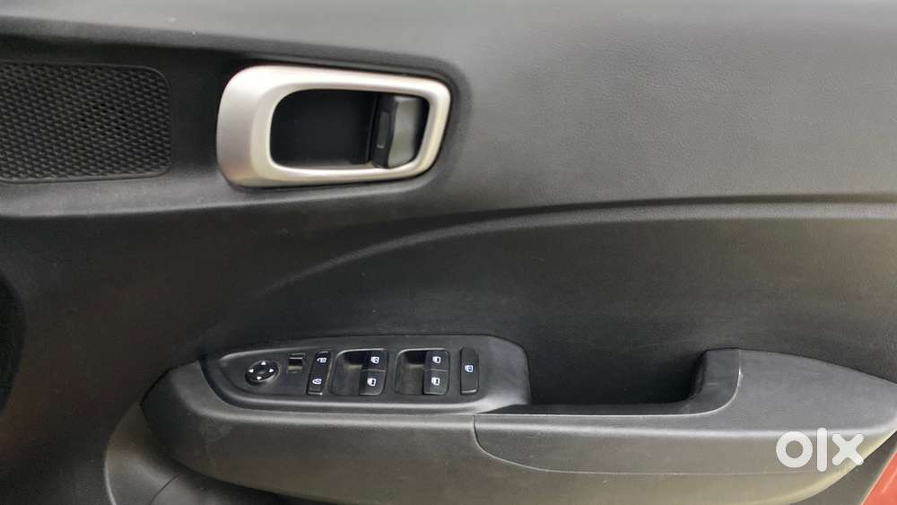 Hyundai Venue S Turbo Dct, 2019, Petrol